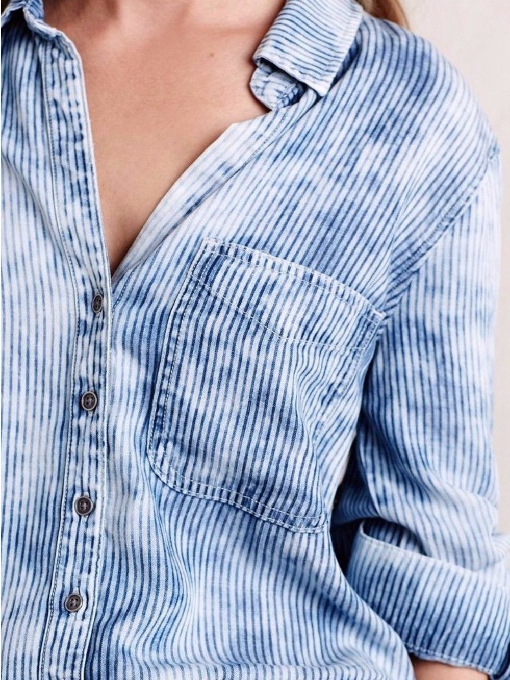 Anthropologie Cloth & Stone Blue & White Striped Button-Down Shirt